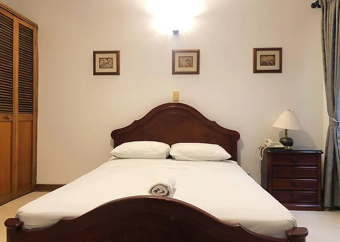 Casa Rosales